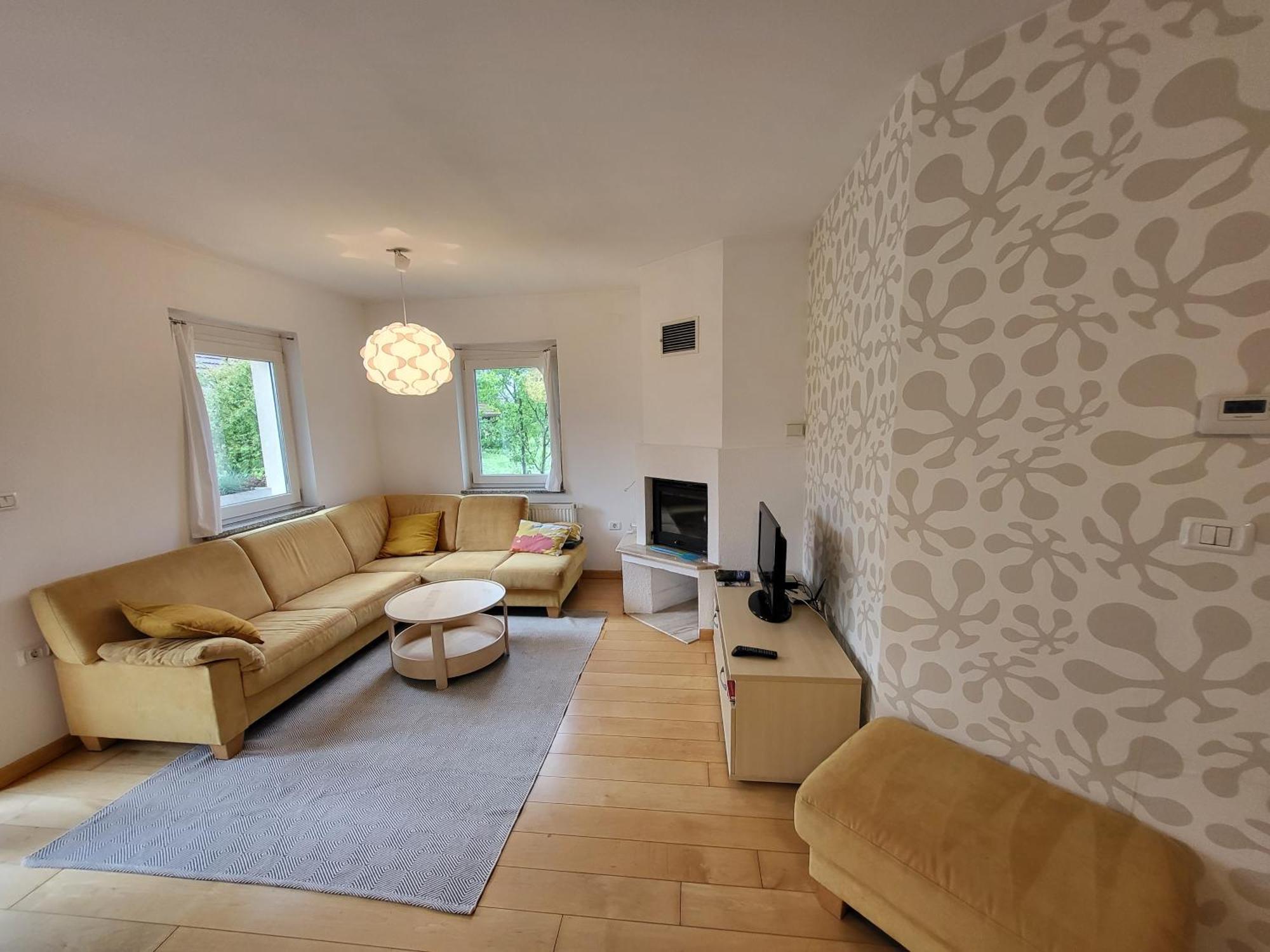 Apartma Gonzo โบเว็ก ภายนอก รูปภาพ